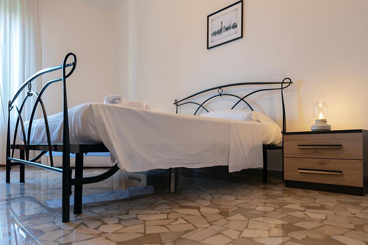 Montanari Home Zona Il S. Orsola Bologna Eksteriør bilde